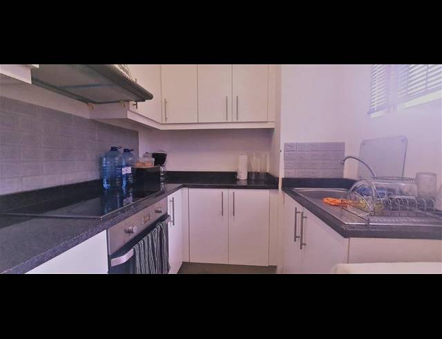 2 BEDROOM APARTMENT FOR SALE IN ESSENWOOD